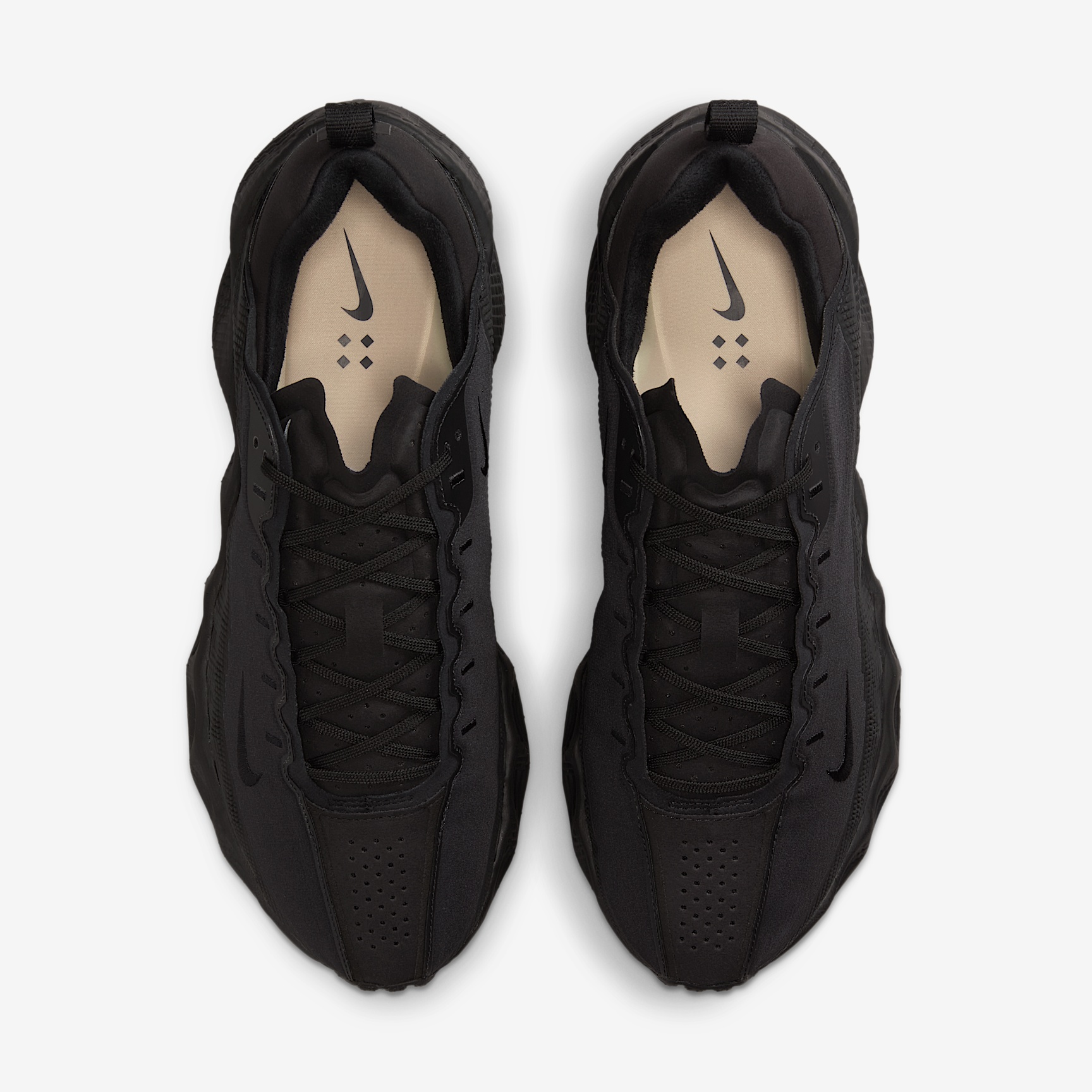 R*R様 【新品未使用】NIKE AVAROVER Triple Black 2 Nike Ava Rover 